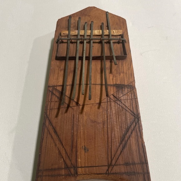 Vintage handmade African Tribal Kalimba Thumb Piano - Picture 1 of 15